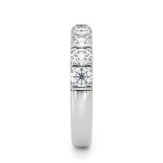 Round Cut Classic Pavé Band – Large