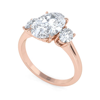 Horizon Oval Pavé Diamond Band 2.5 ct