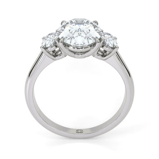 Horizon Oval Pavé Diamond Band 2.5 ct