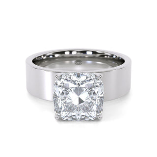 Muse Cushion Pavé Diamond Band 2.5 ct
