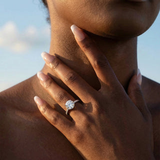 Round Cut Side-Stone Engagement Ring 2.0 ct