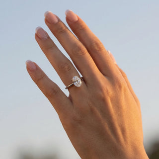 Lyra Oval Pavé Diamond Band 3.0 ct