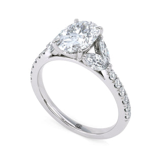 Solace Oval Pavé Diamond Band 1.5 ct
