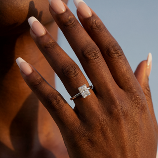 Radiant Cut Classic Solitaire Engagement Ring 1.0 ct