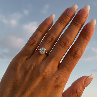 Round Cut Bezel Solitaire Engagement Ring 1.0 ct