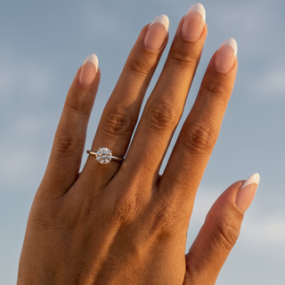 Round Cut Refined Cathedral Solitaire Engagement Ring 1.0 ct