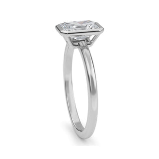 Radiant Cut Bezel-Style Solitaire Engagement Ring 1.0 ct